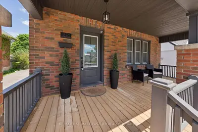 590 Douglas Avenue, Peterborough, On K9j 4l1