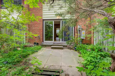 201 Silvercreek Parkway N 14, Guelph, On N1h 3t4