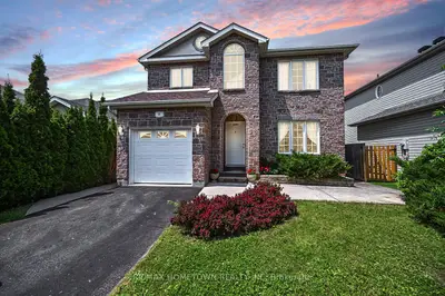 16 Regency Place, Brockville, On K6v 7m5