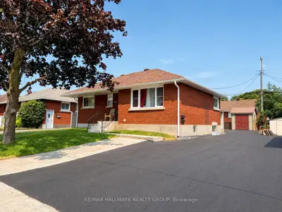 Detached in Overbrook - Castleheights and Area