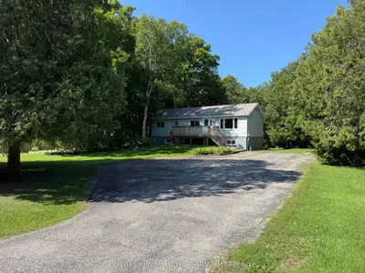 Detached in South Bruce Peninsula