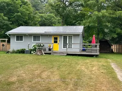 107 SENECA Street, Huron-Kinloss, ON N2Z 2X3