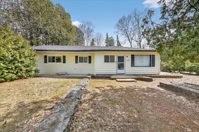 603 Third Avenue N, South Bruce Peninsula, On N0h 2g0
