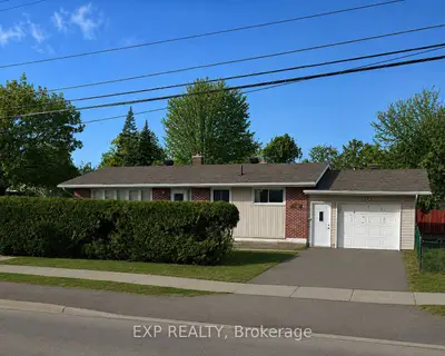 Detached in Elmvale Acres and Area
