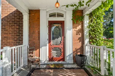 74 Lake Avenue W, Carleton Place, On K7c 1l6