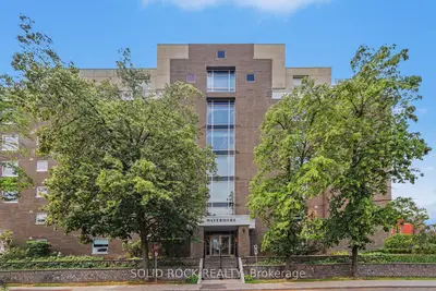 30 Charlevoix Street 303, Vanier And Kingsview Park, On K1l 8k5