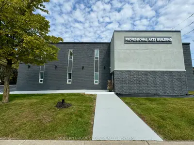 135 Ormond Street 201, Brockville, On K6v 5y2