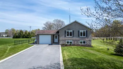 Detached in Kingston