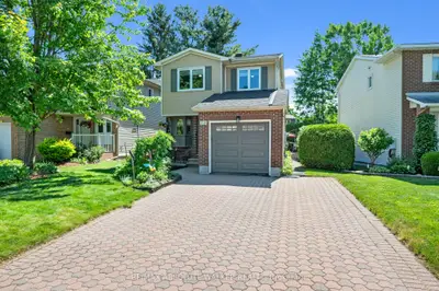 Detached in Orleans - Convent Glen and Area