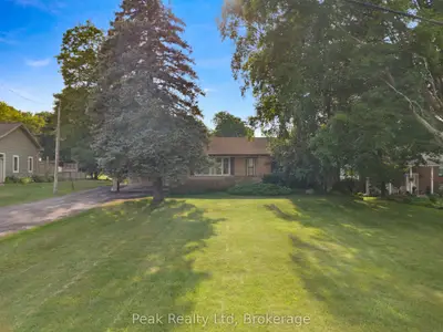 1645 King Street N, Woolwich, On N0b 2n0