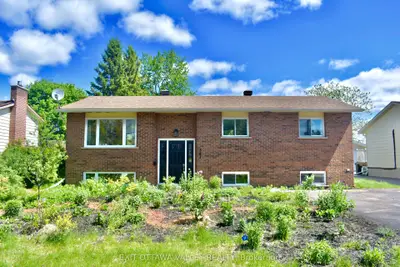 Detached in Pembroke