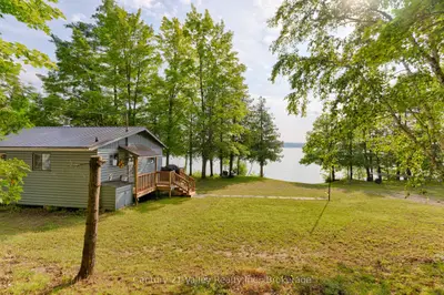 27a Maple Grove Lane, North Algona Wilberforce, On K0j 1t0