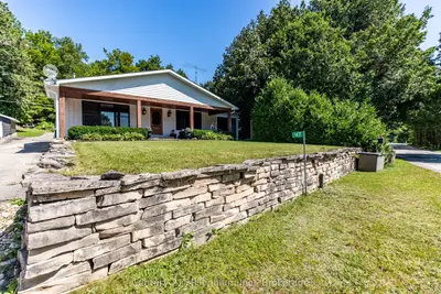 Detached in South Bruce Peninsula