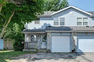 Att/Row/Townhouse in Cambridge