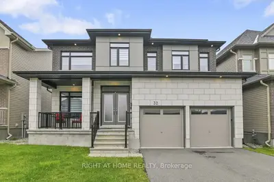 Detached in Orleans - Convent Glen and Area