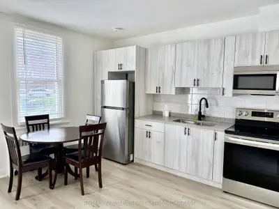 4711 River Road Unit 2, Niagara Falls, On L2e 3g2