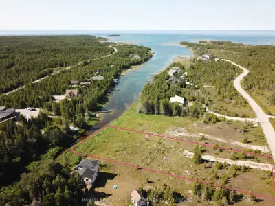 17 Bay Shore Ave. N. Avenue, Northern Bruce Peninsula, On N0h 2r0