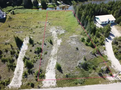 23 Bay Shore Ave. N. Avenue, Northern Bruce Peninsula, On N0h 2r0