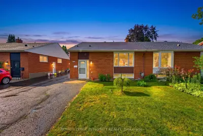 Semi-Detached in Parkway Park - Queensway Terrace S and Area