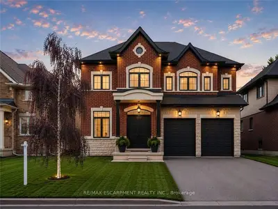 Detached in Hamilton