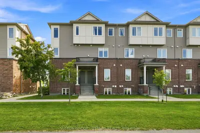 Condo Townhouse in Barrhaven