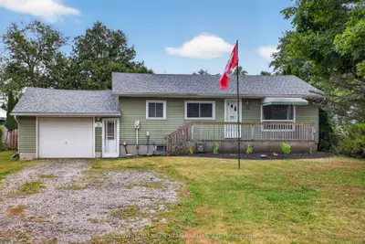 Detached in West Elgin