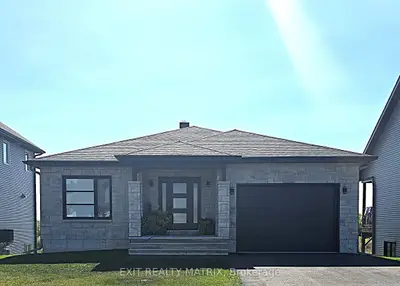 9 Glenco Road, South Stormont, On K0c 2a0