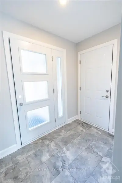 17 Glenco Road, South Stormont, On K0c 2a0