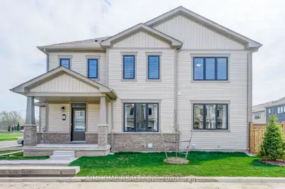 Att/Row/Townhouse in Niagara Falls