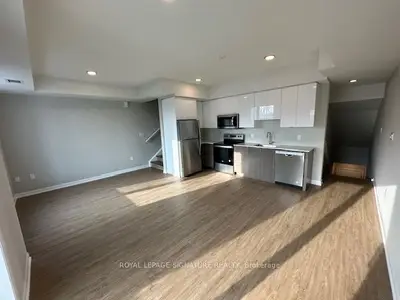 Condo Townhouse in Guelph