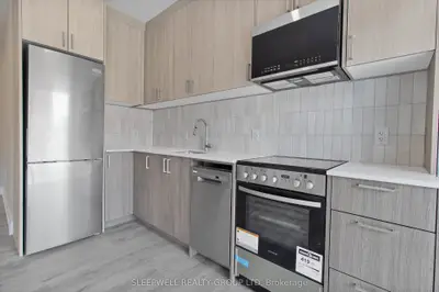370 Cambridge Street N 304, West Centre Town, On K1r 7b7