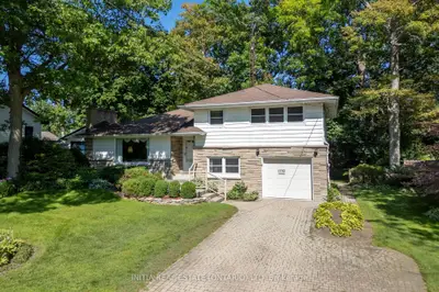 1732 Rutherglen Close, Sarnia, On N7s 3r9