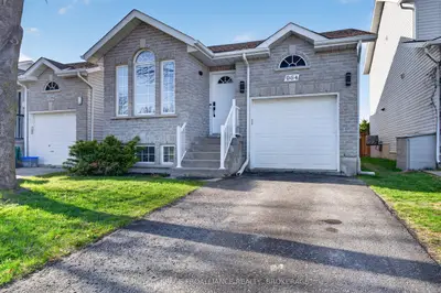 964 Rainbow Crescent, Kingston, On K7k 7j2