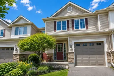 302 Quetico Private, Barrhaven, On K2j 0e7
