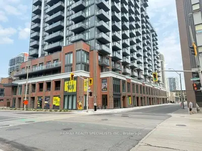 Condo Apartment in Hamilton