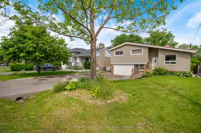 72 Mountain Avenue N, Hamilton, On L8g 3p5