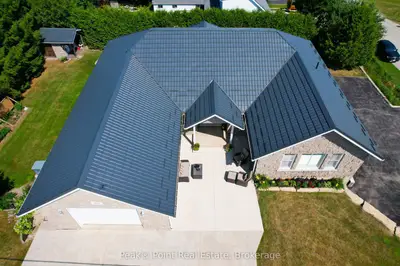20 Moore Street, Northern Bruce Peninsula, On N0h 1w0