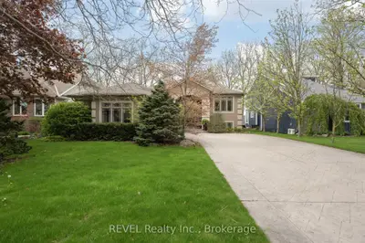 661 Clarence Street, Port Colborne, On L3k 6b8