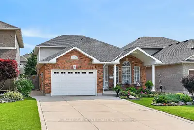 25 Eric Burke Court, Hamilton, On L9a 5j9