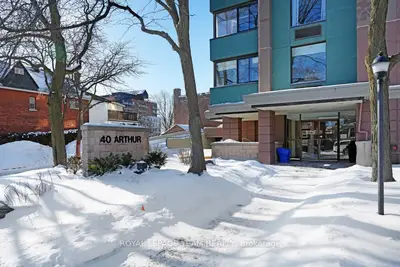 40 E Arthur Street E 1004, West Centre Town, On K1r 7t5