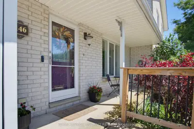 146 GOLFDALE Crescent, London South, ON N6C 5X3