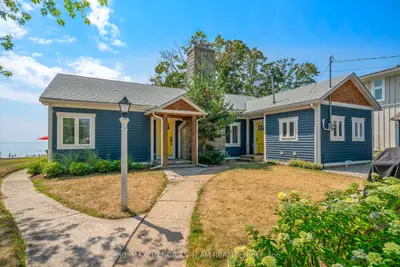 Detached in Fort Erie