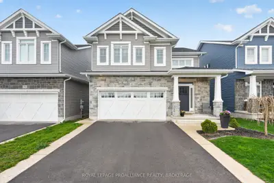 Detached in Kingston