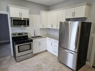427 Colborne Street 5, Brantford, On N3s 3n5