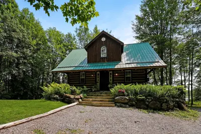Detached in Highlands East