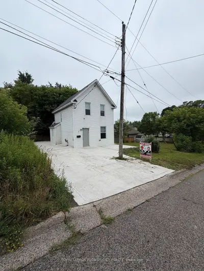 7 Hearst Street, Sault Ste Marie, On P6b 1j6