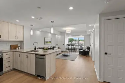 Condo Apartment in Lincoln
