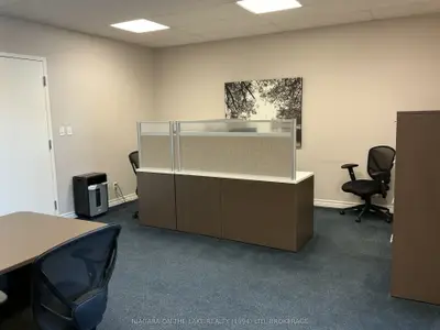 15 Lake Street Unit C, Grimsby, On L3m 2g4
