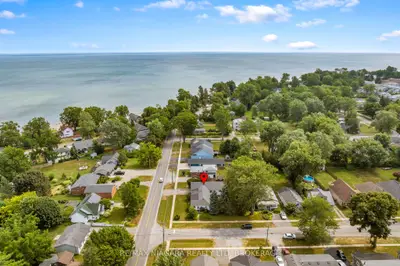 Duplex in Fort Erie