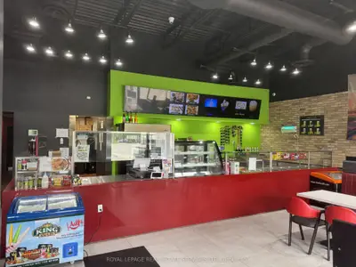 204 Silvercreek Parkway N 2&3, Guelph, On N1h 7p7